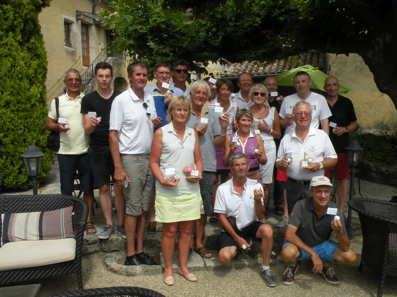 Participants à la salade Provençale